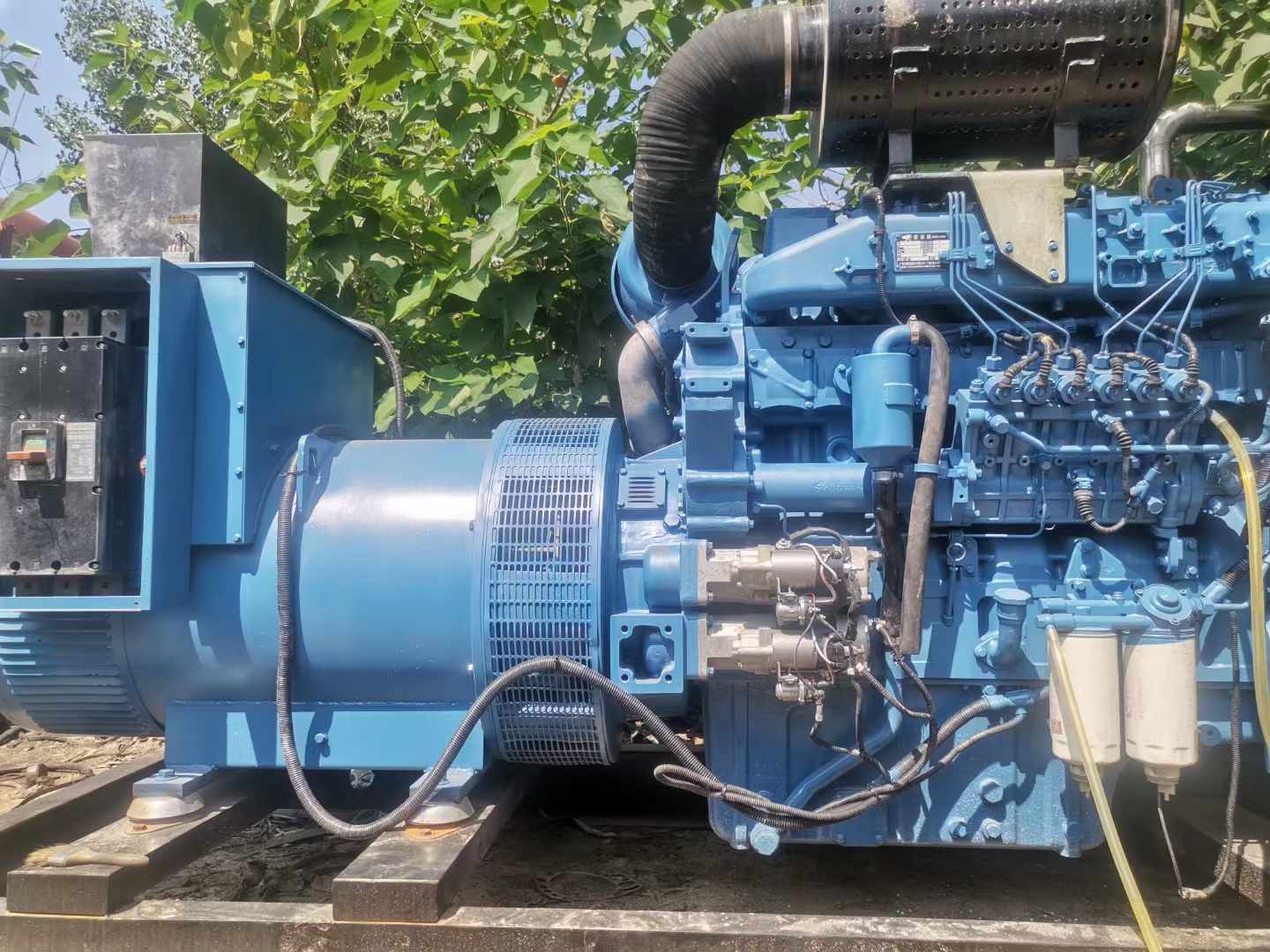 阳春详细说明降低 800kW 柴油发电机输出电流波动的方法